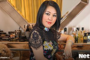 Cheung Yin Sun is a pro gambler