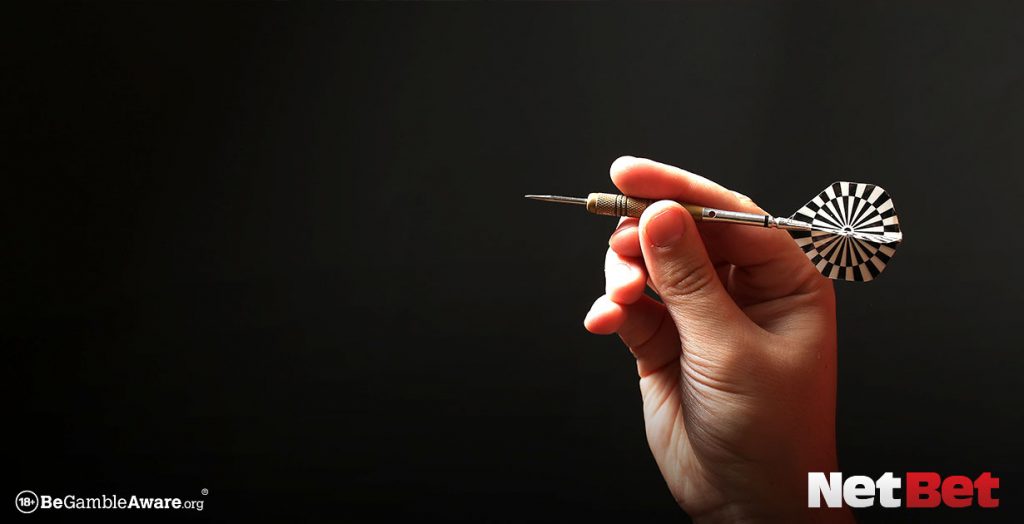 play darts online game